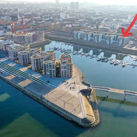 Zentrale Penthouse-wohnung Mit Dachterasse Und Flussblick Apartment Mainz