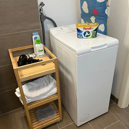 Zentrale Penthouse-wohnung Mit Dachterasse Und Flussblick Magonza